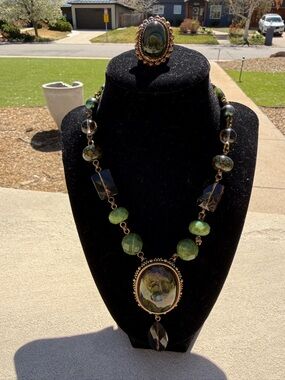 Green Glass Beaded Pendant Necklace and Ring Set - Green